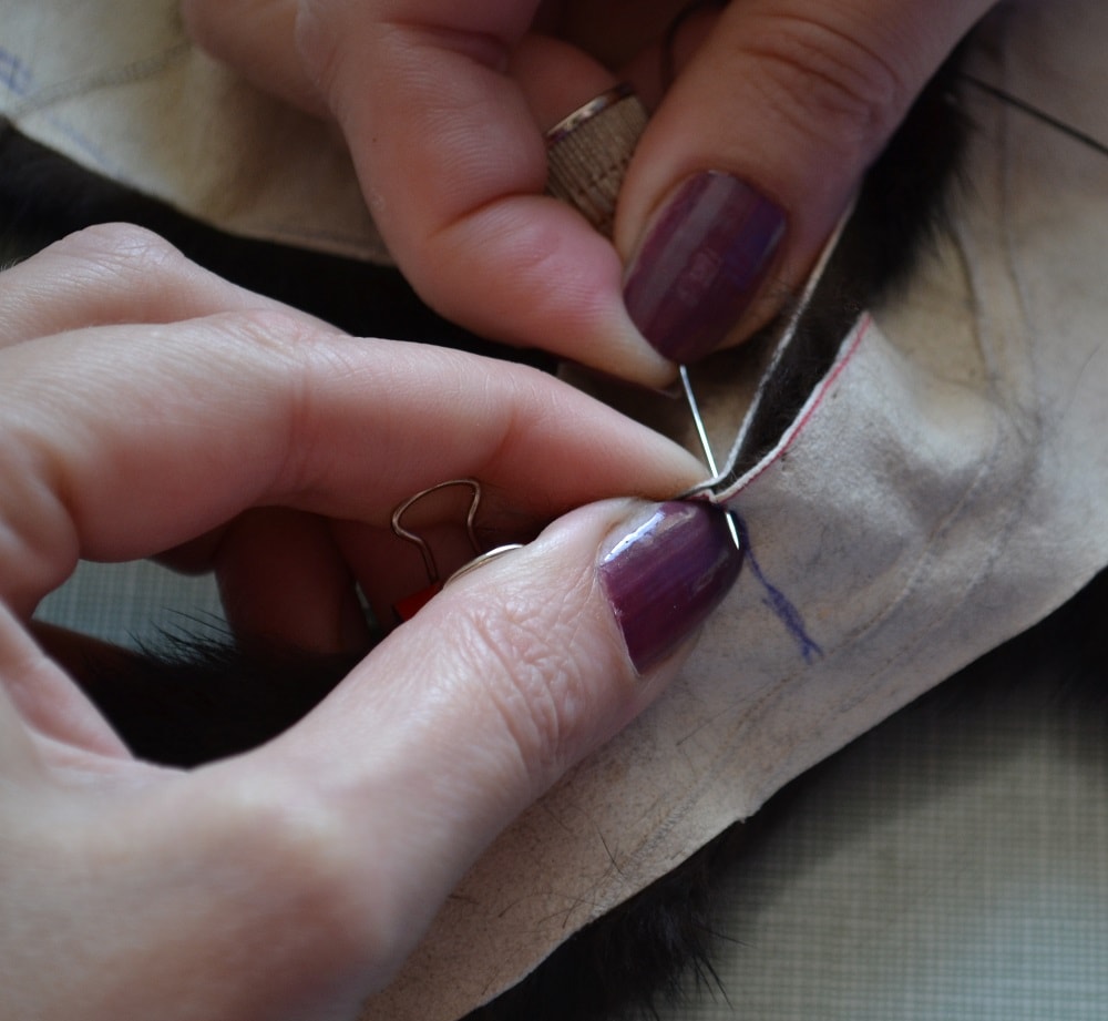 Start sewing in the direction from right to left