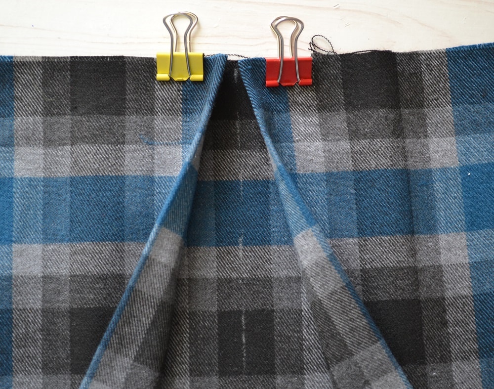 Inverted Pleat