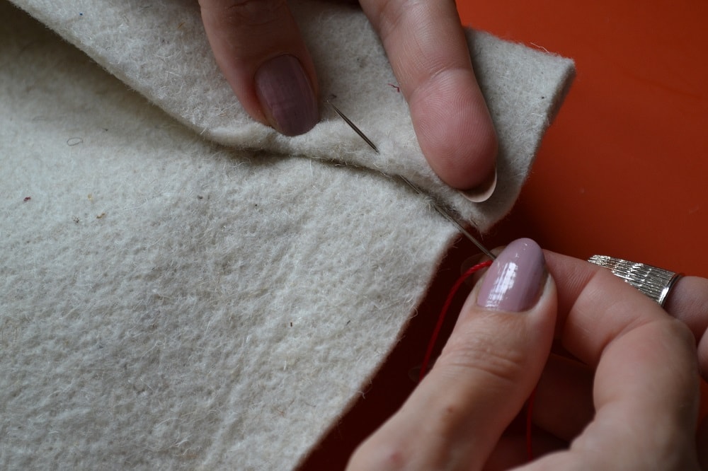 How to make blind hem stitch by hand