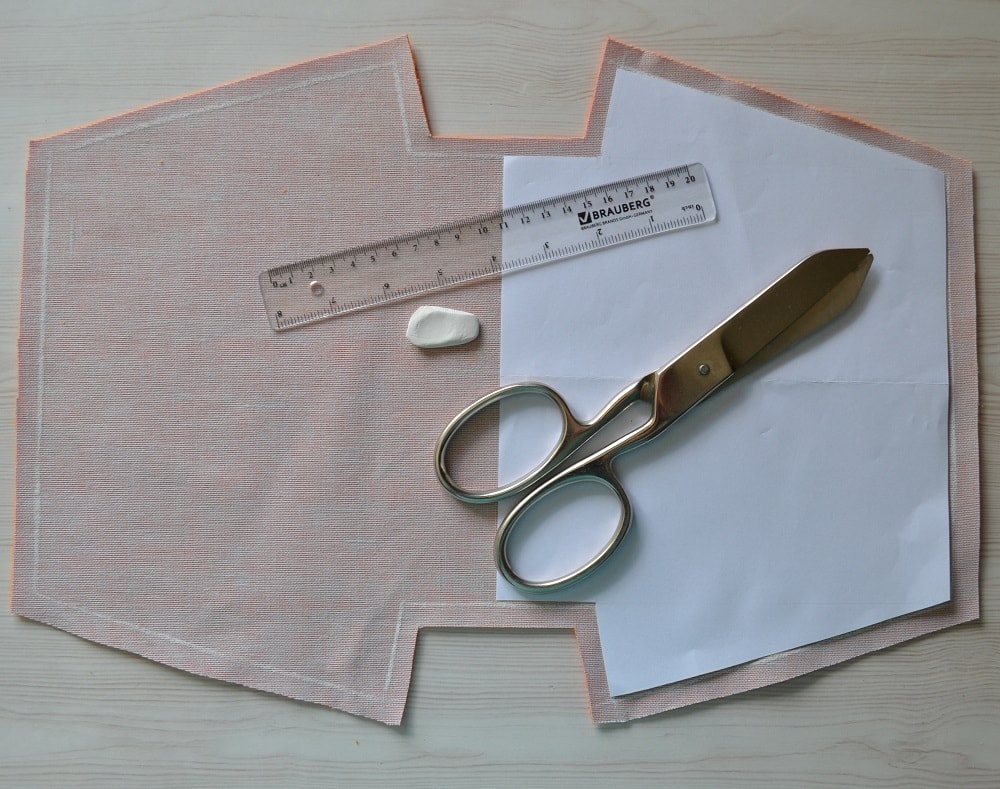 How to cut details of bag of fabric