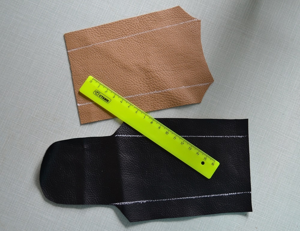Draw lines on front surface of leather details