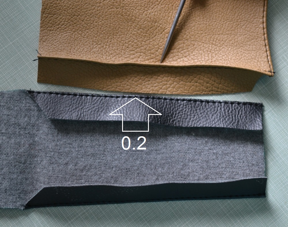 Sew along ribs with 0.2 mm seam allowance