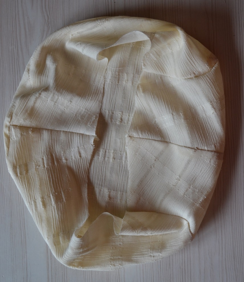 This flat cap has a lining fabric