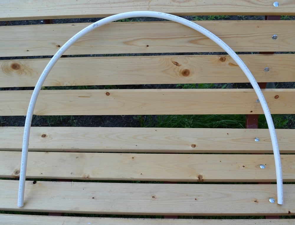 How to bend the plastic pipes