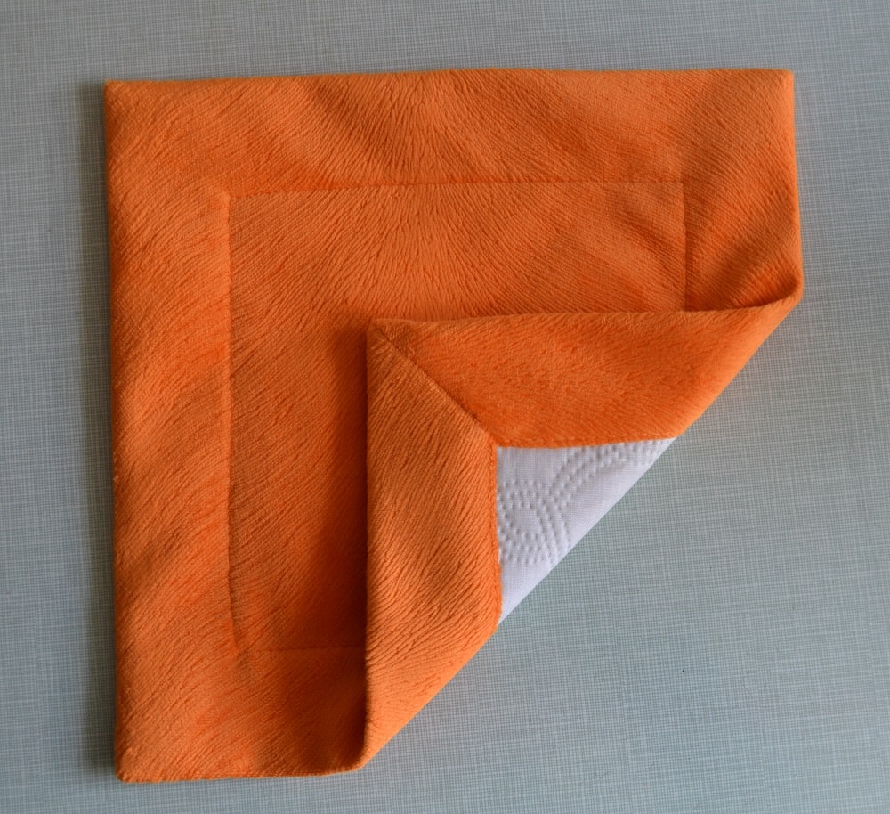 The mitred corners look smooth and symmetrical