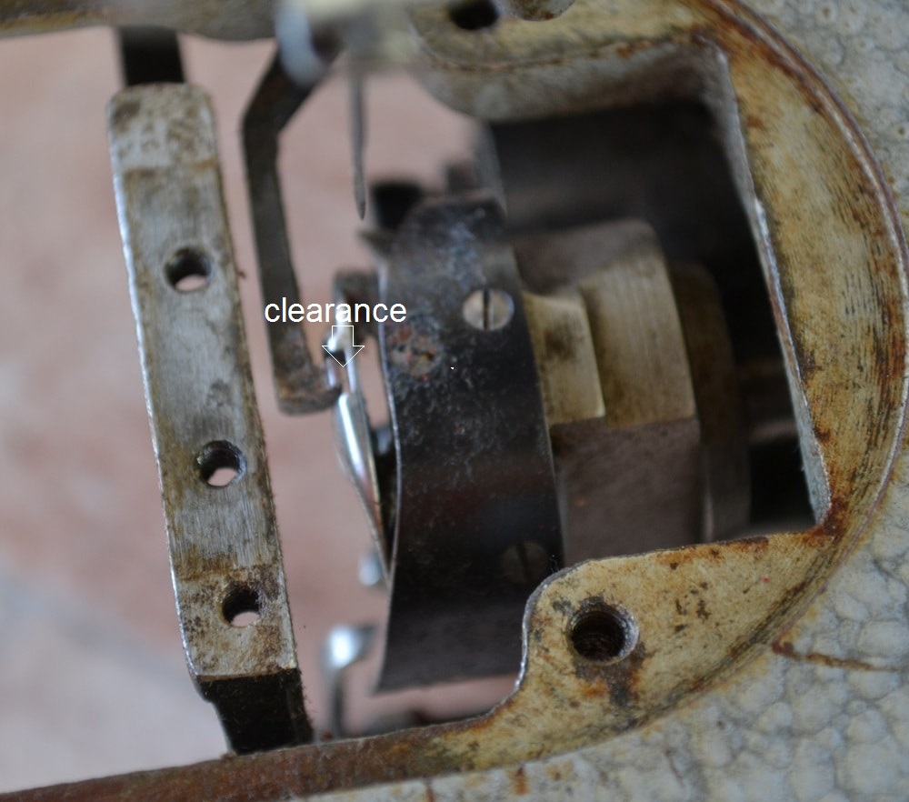 Shuttle hook clearance