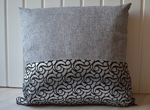 How to Make a Zippered Pillow Cover