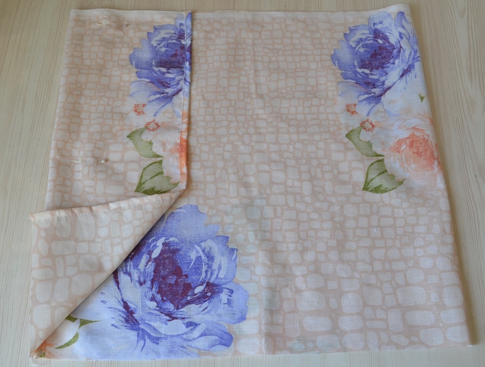 Turn up the cuff fabric and pin it