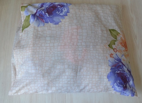 How to Make a Pillowcase with Cuff