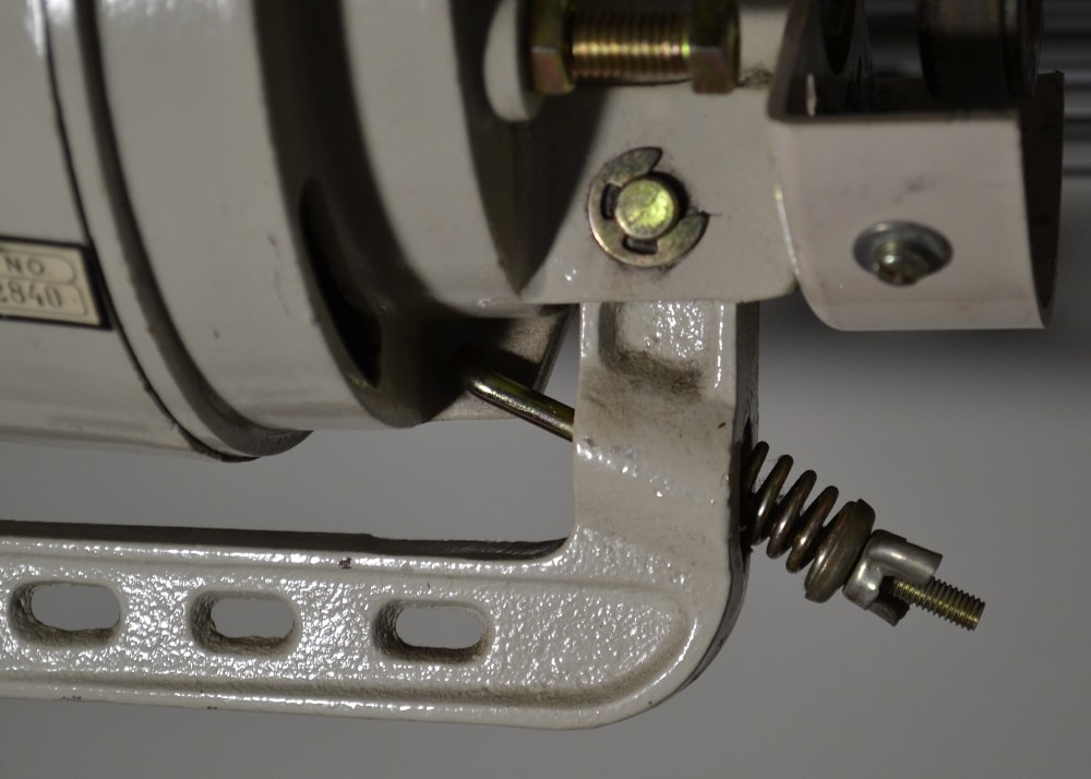 Clutch motor spring