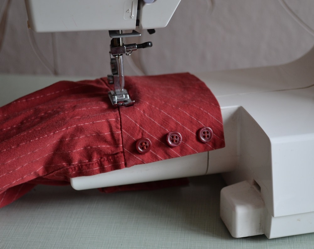 Free-arm style sewing
