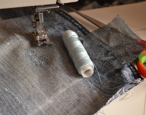 How to mend rips in denim jeans