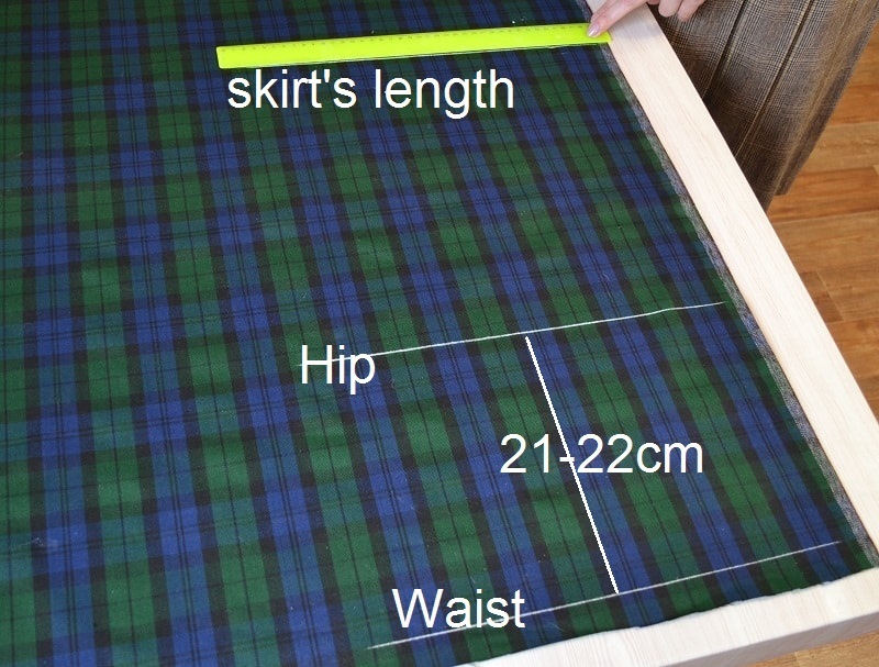 Table for cutting fabrics