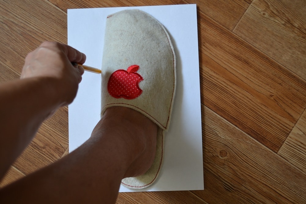 Circle contour of slipper soles