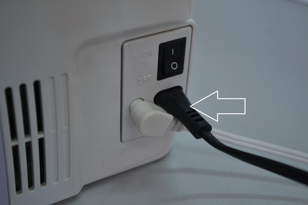 An electrical power supply cord