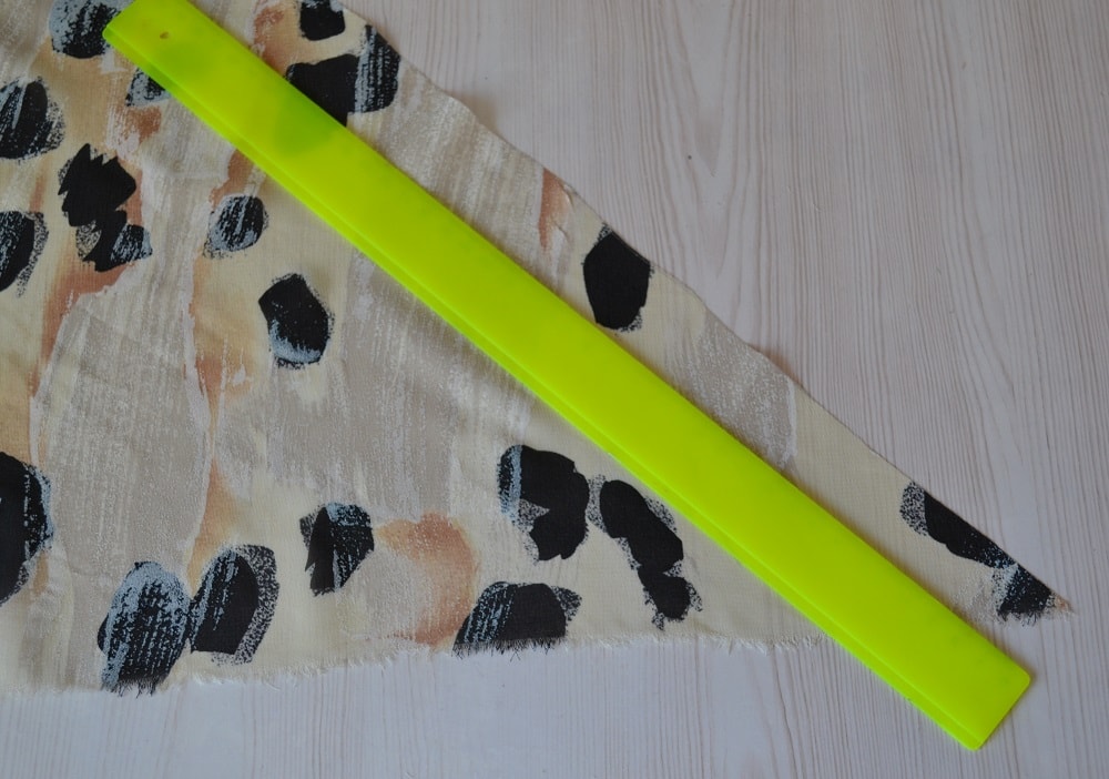Strips of fabric at an angle of 45 degrees