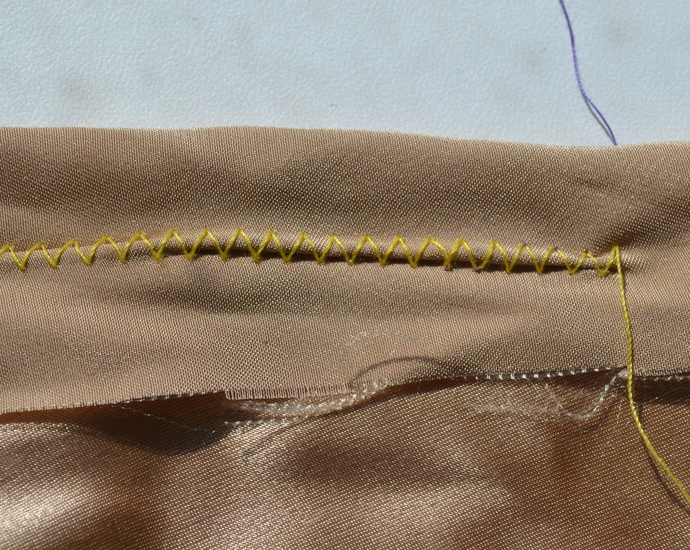 How to loosen the tension of the threads