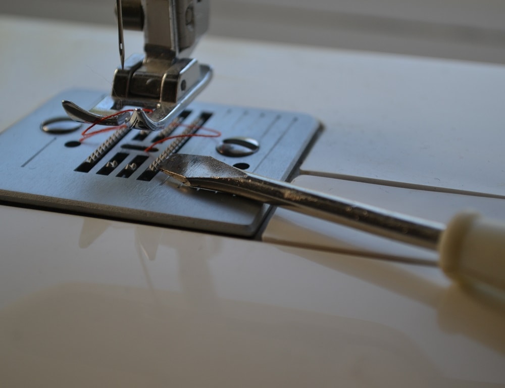 How to pull out the needle