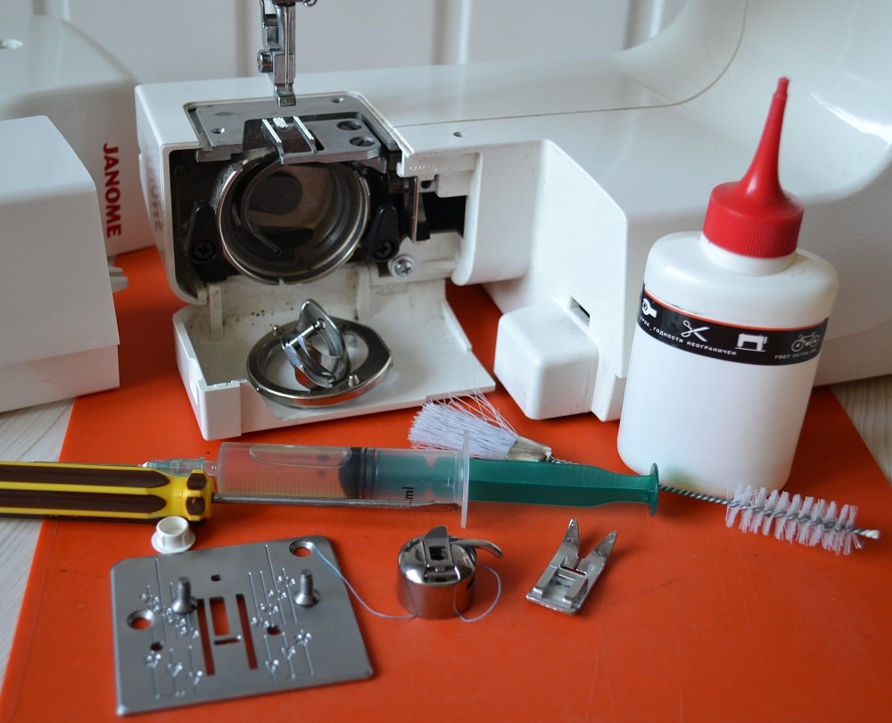 Sewing machine after cleaning and oiling