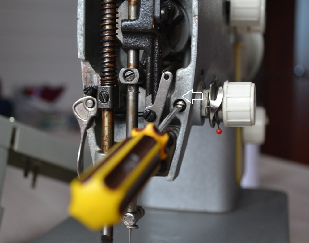 How to pull out a tension assembly