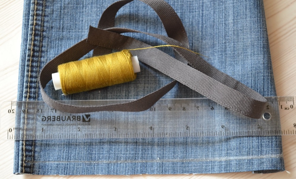 Trouser kick tape and thread