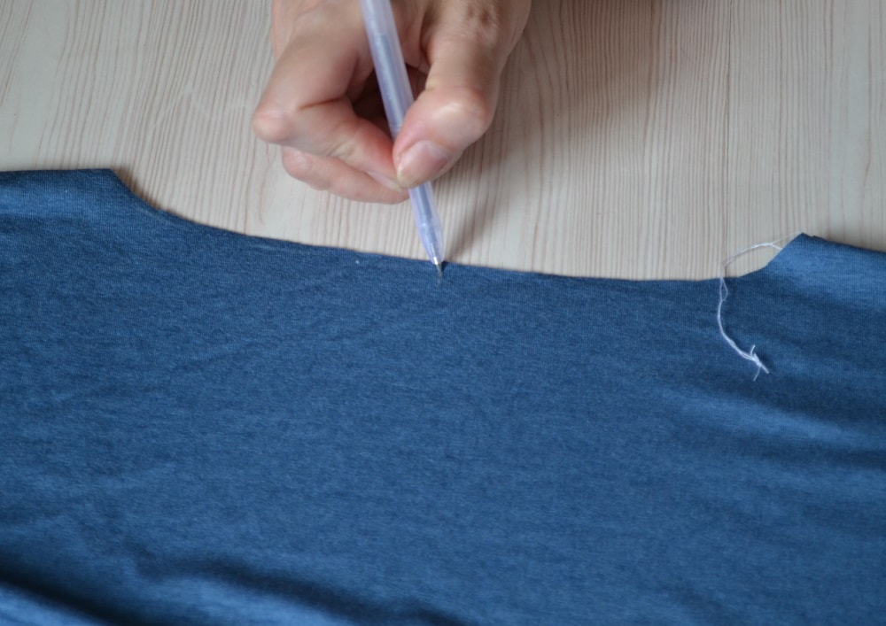 Mark center of neckline of back part