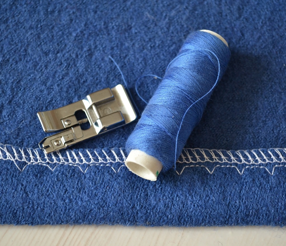 Blind Hem Stitch on Sewing Machine