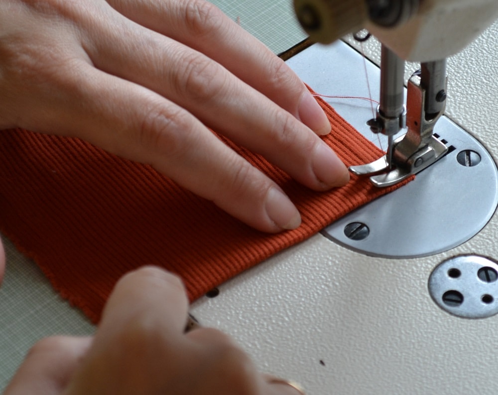 How to sew a top hem on sewing machine