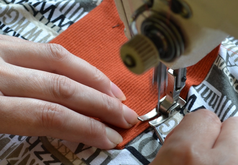 How To Sew Jersey On a Sewing Machine