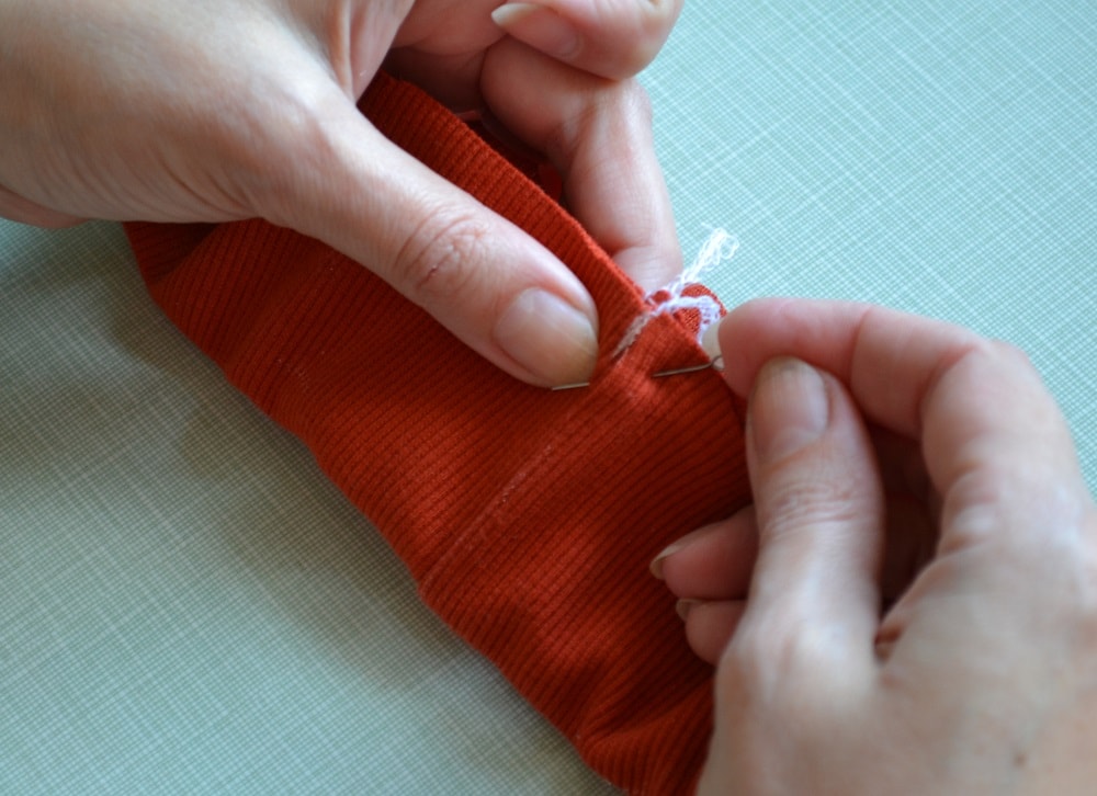 Pin the folded fabric strip