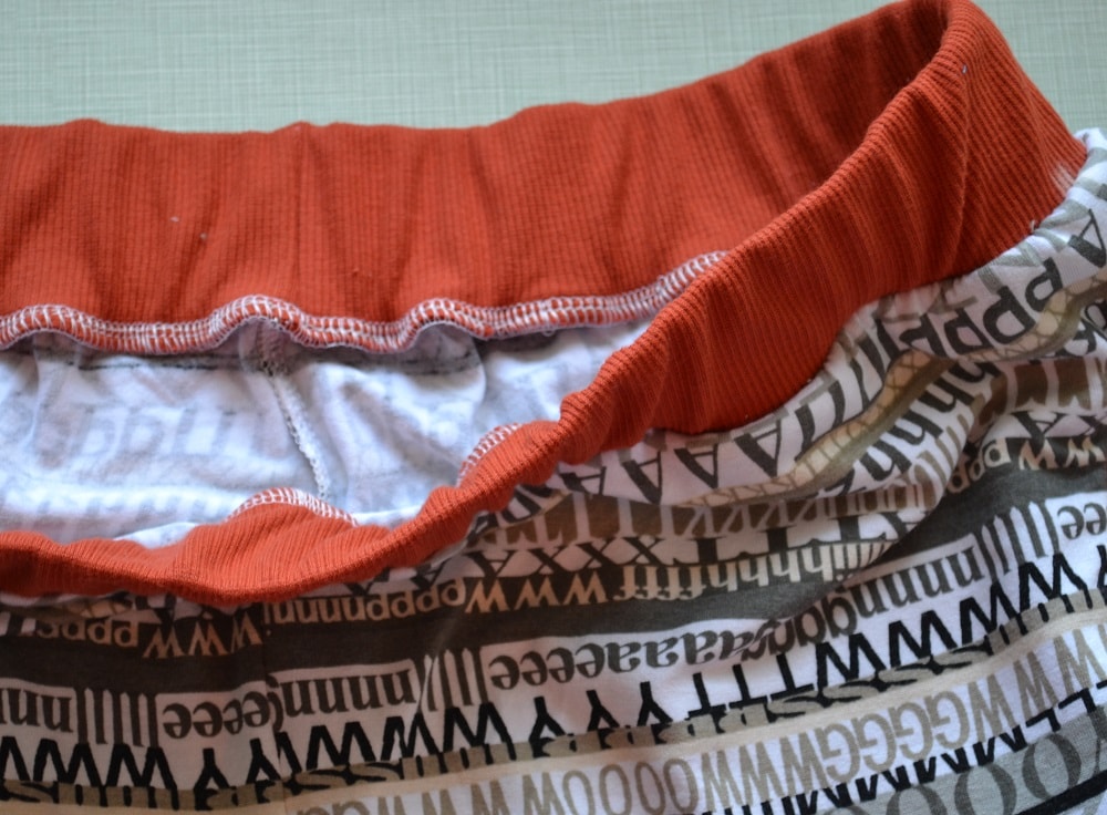 How to sew an elastic waistband