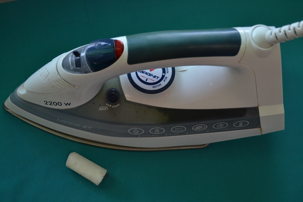 An iron cleaning stick