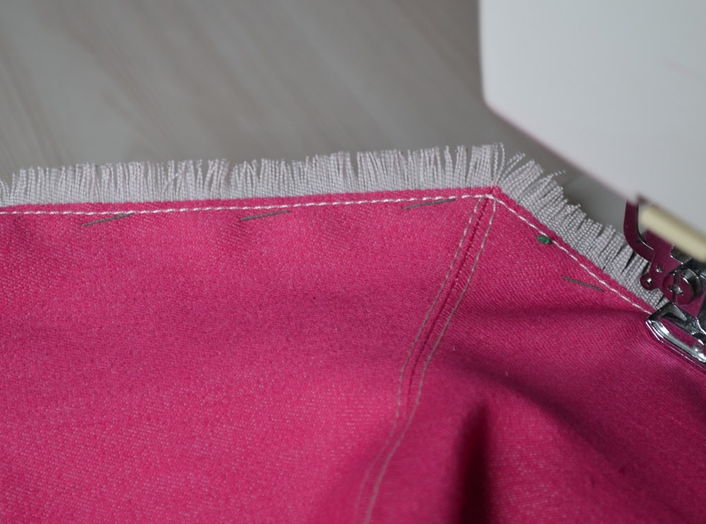 How to make finishing seam around hat