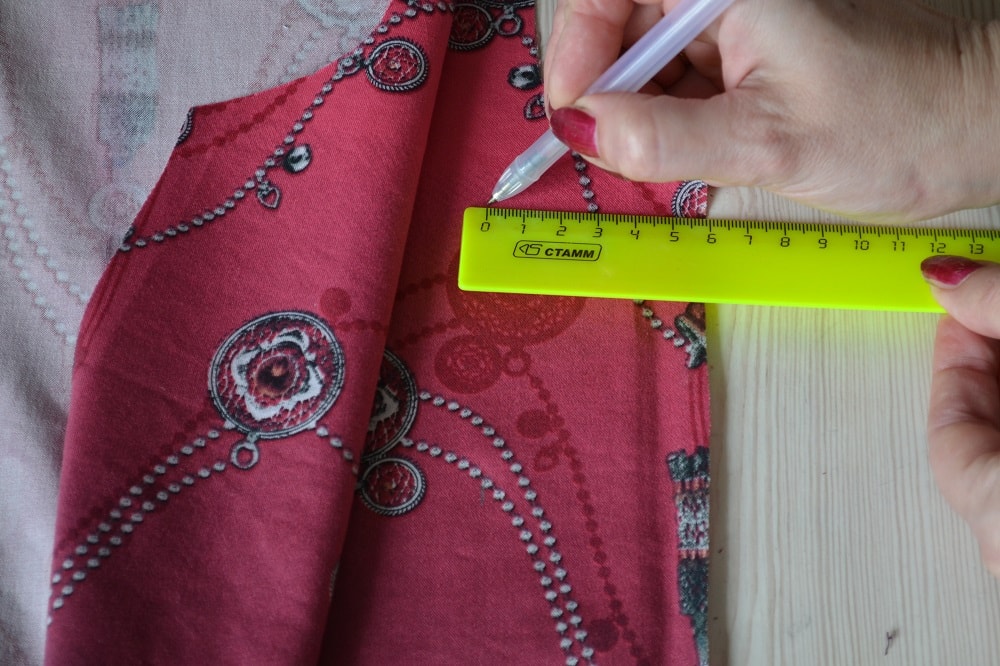 Add aside from center line about 5-6 cm