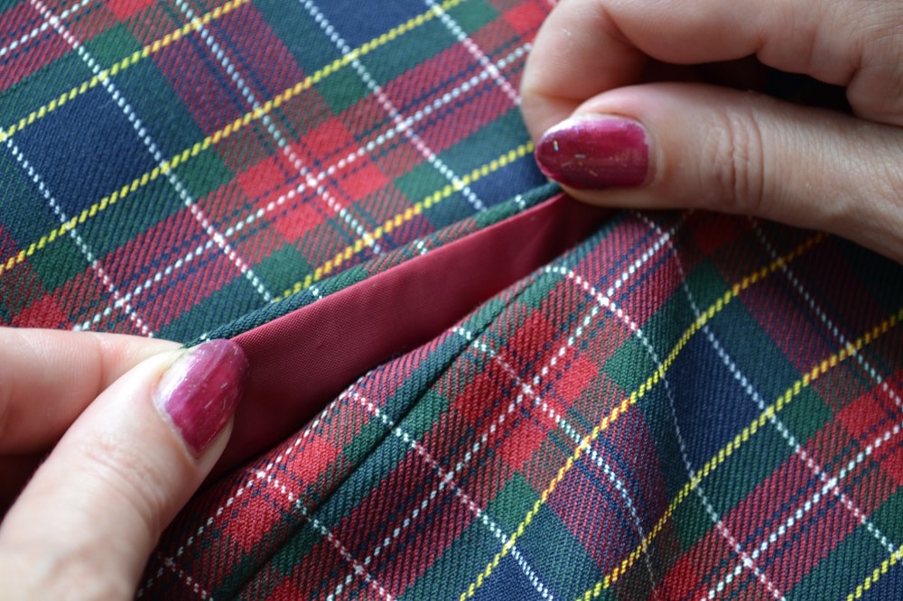 The lining of the pocket
