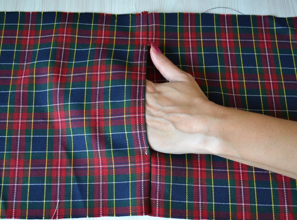 In-seam hidden pocket is ready