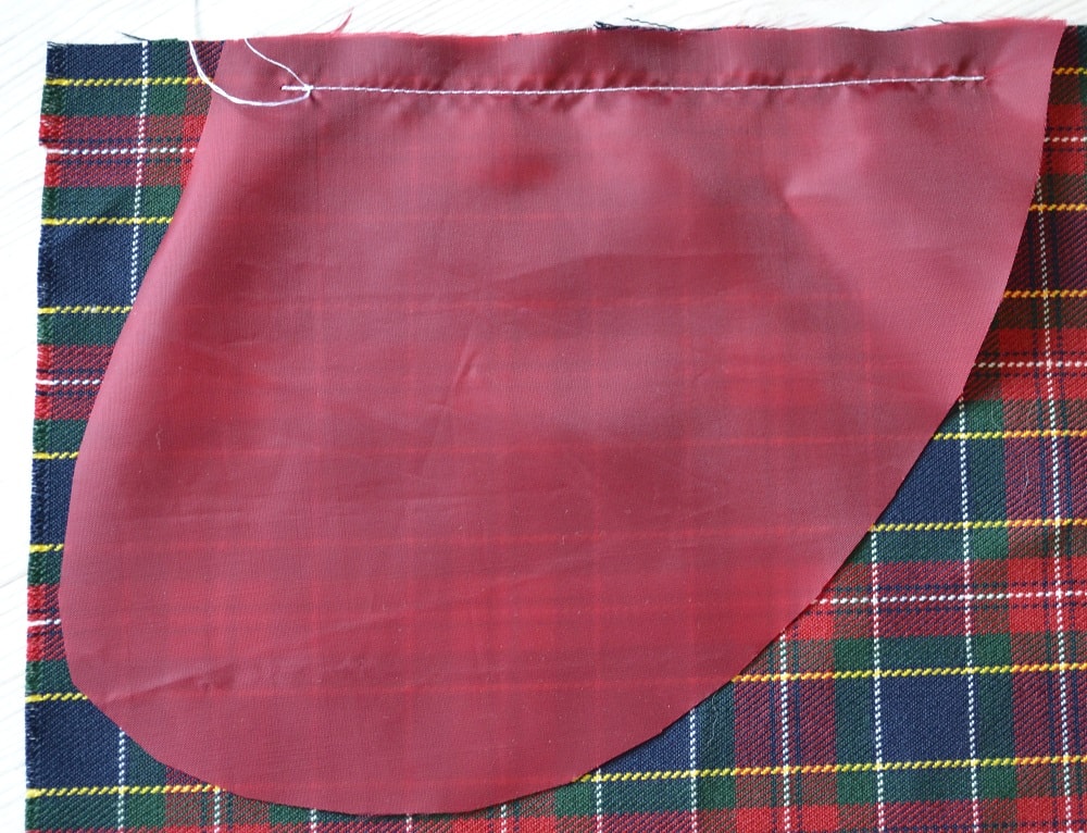 Stitching the both parts of pocket