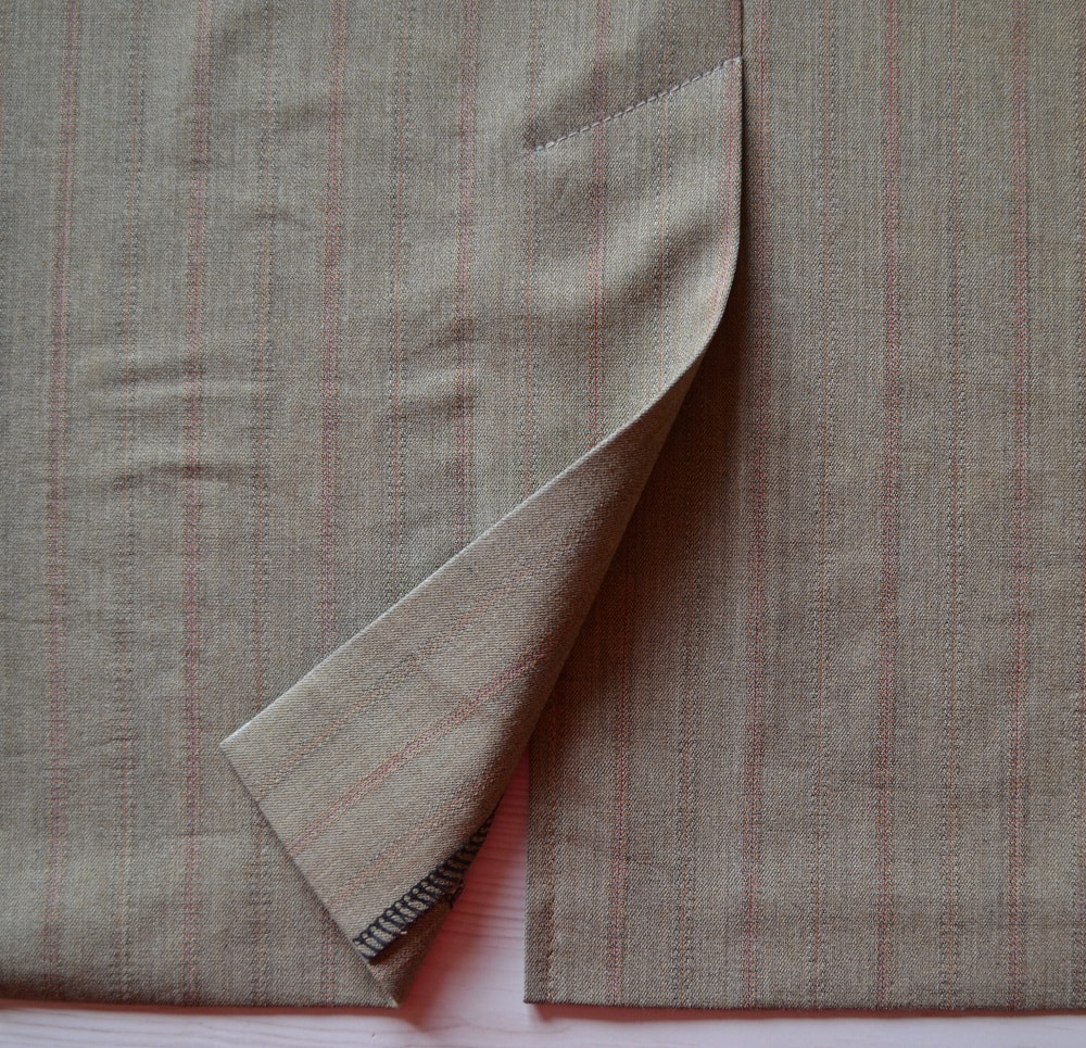 How to Make a Kick Pleat on Skirt
