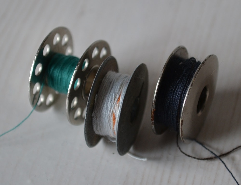 Different bobbin sizes