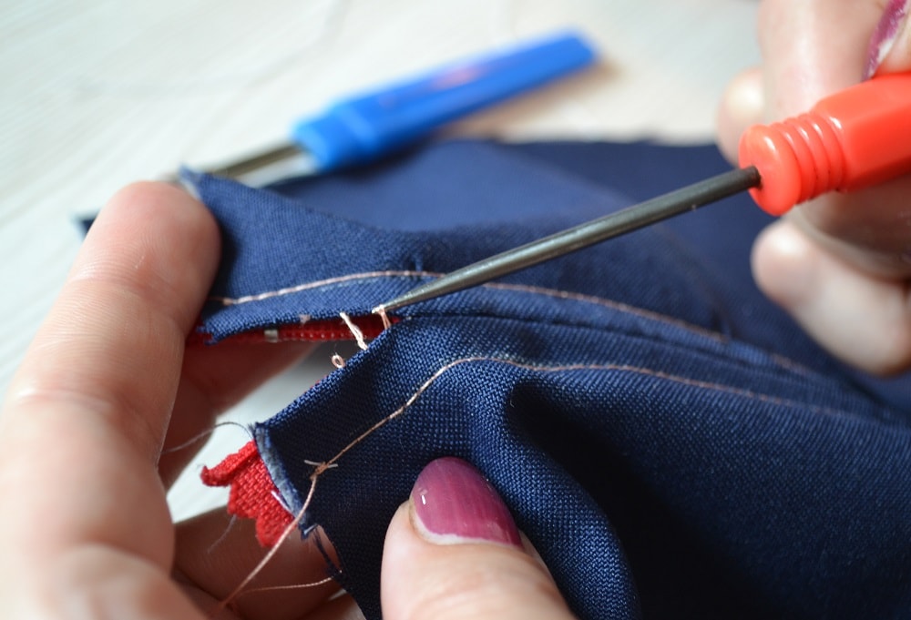 How to trim temporary seam
