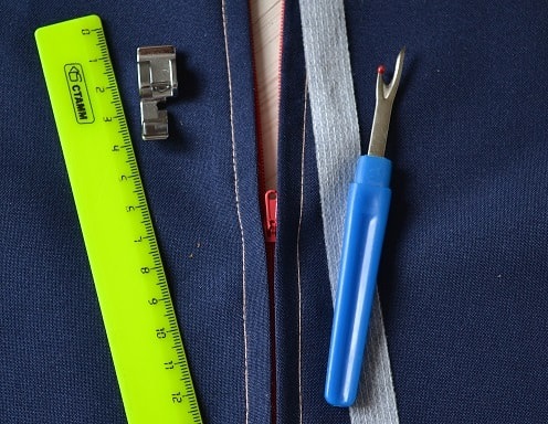 How to Sew a Centered Zipper